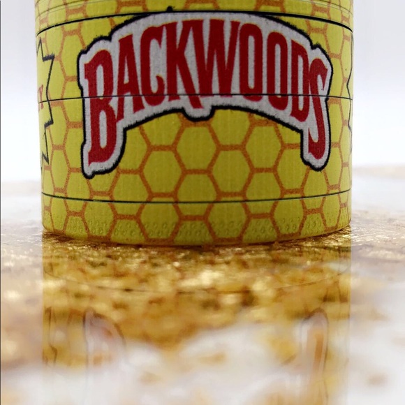 Backwoods Herb Crusher - Picture 12 of 13